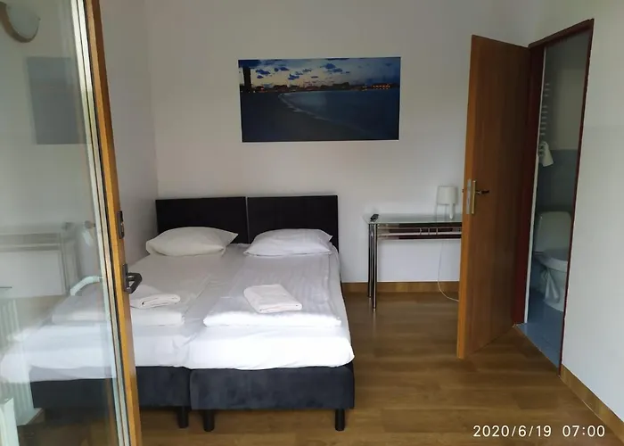 Πανσιόν Bryza *