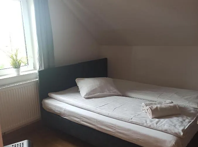 Bryza Πανσιόν Rewa