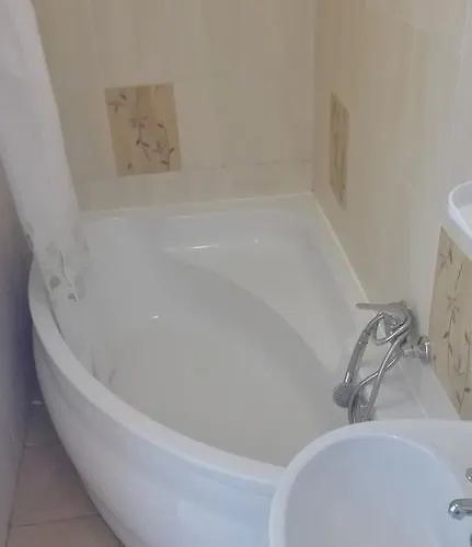 Bryza Πανσιόν *